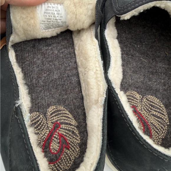 Olukai Pehuea Hulu Grey Leather Shearling Slip On Sneakers Womens 9 Warm Cozy - Picture 2 of 7